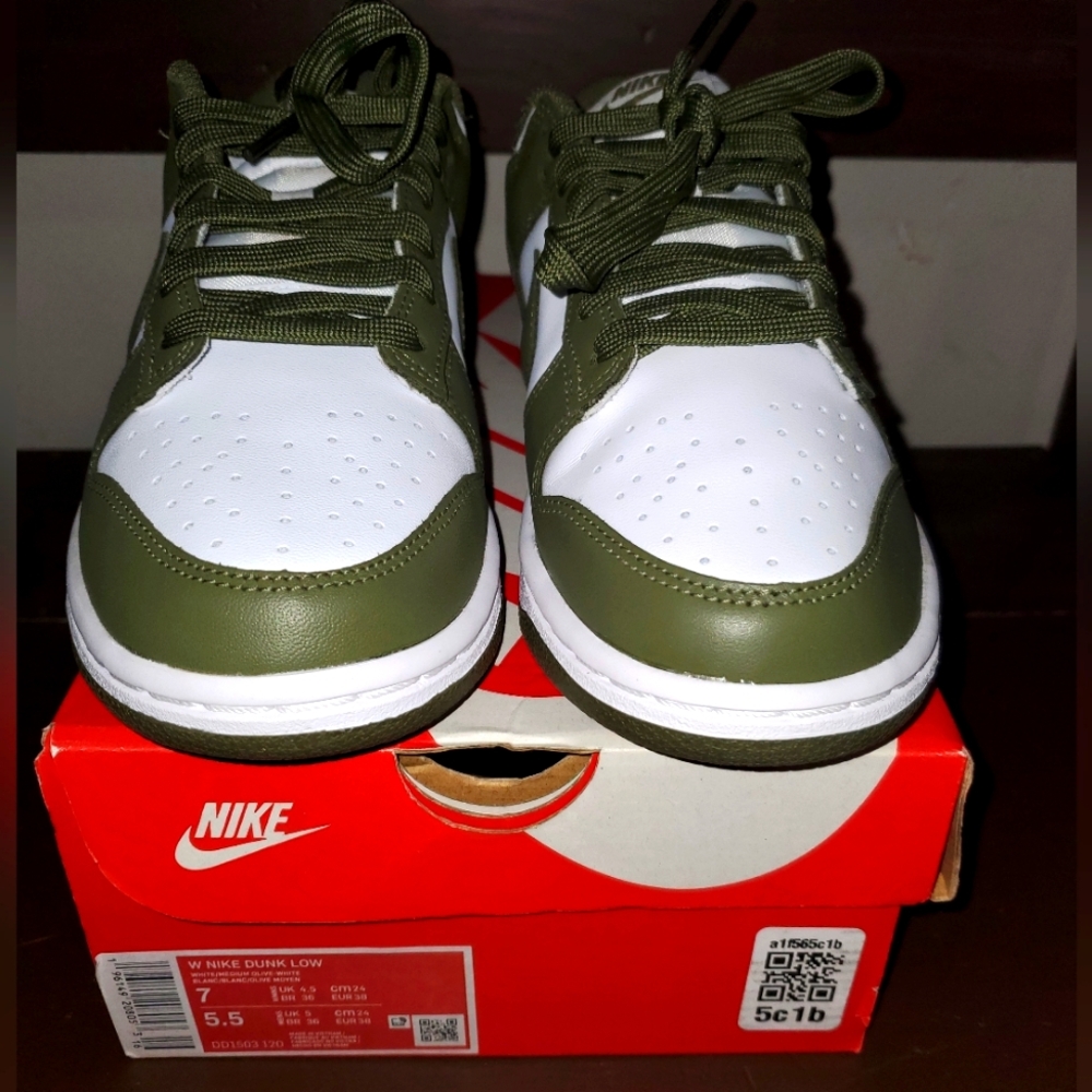 Nike Dunk Low